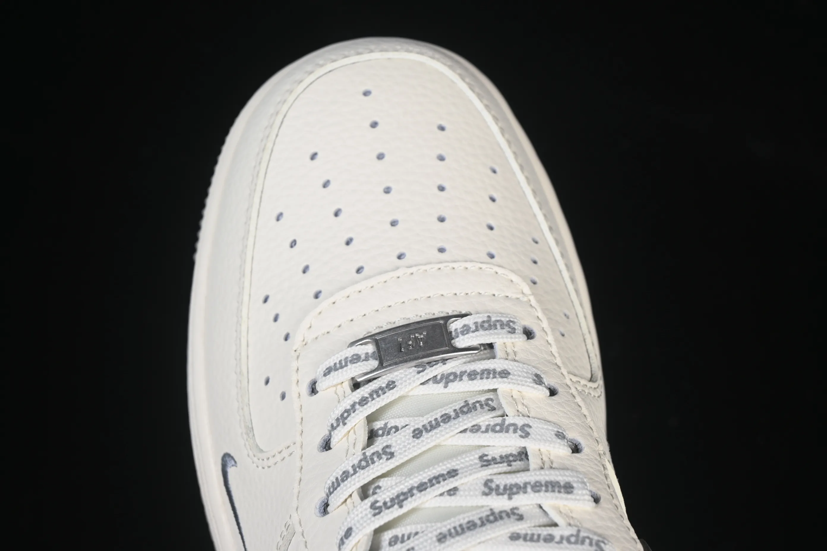 All categories Nk Air Force 1 Air Force series Nk Air Force 1 Low Air Force low-top Nike Air Force 1'07 Low Supreme co-branded beige crystal bottom Air Force 1 low-top casual sneakers XX3168-193